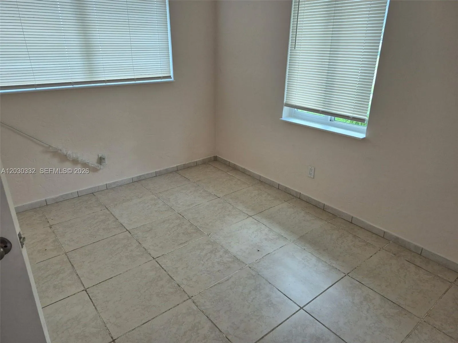 5903 Mckinley St, Hollywood FL 33021