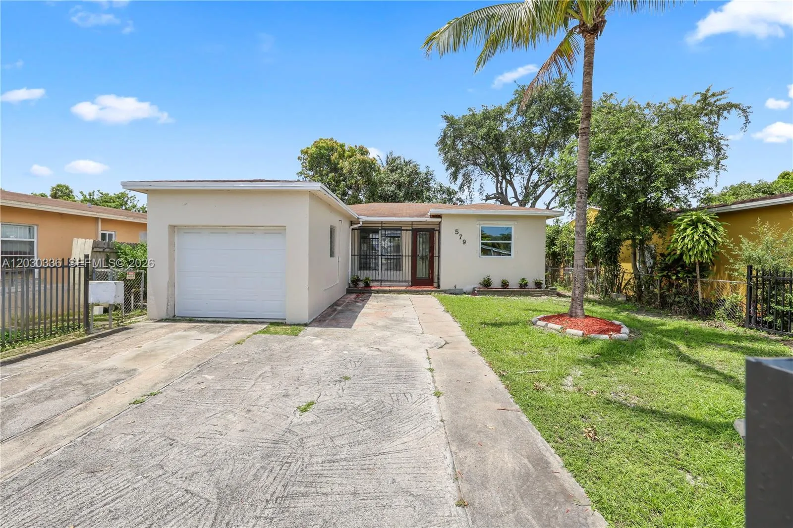 579 NW 119th St, Miami FL 33168