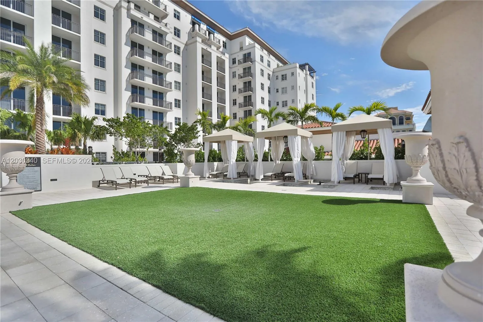 2000 Salzedo Street # 513, Coral Gables FL 33134
