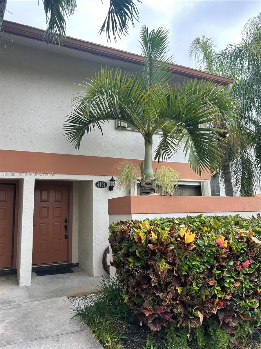 4401 SW 70th Ter # 4401, Davie FL 33314