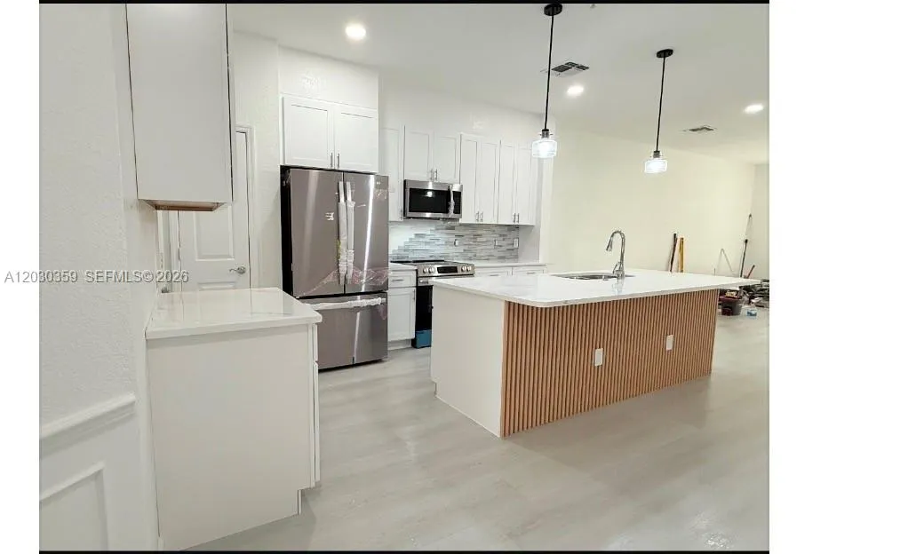 6388 Castelven # 104, Other City - In The State Of Florida FL 32835