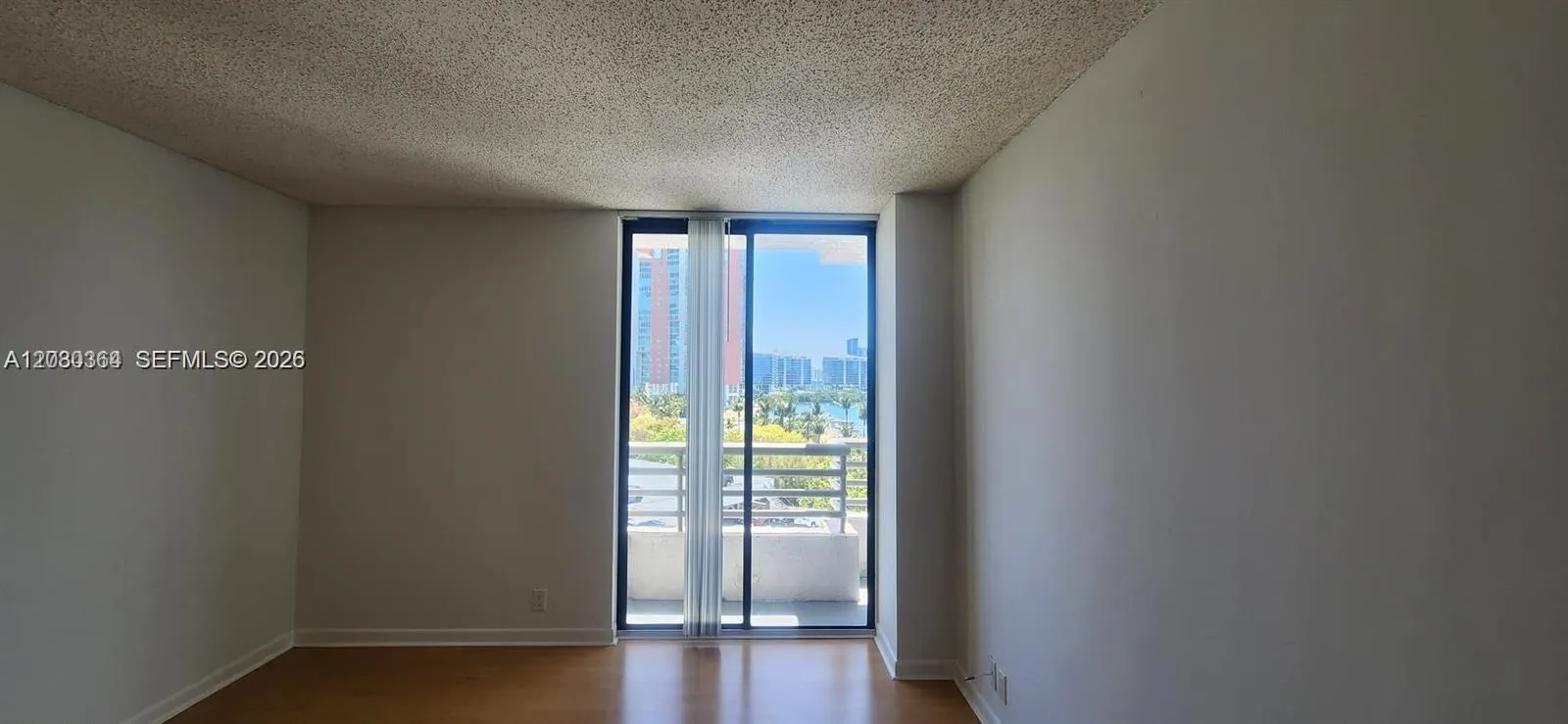 3300 NE 191st St # 818, Aventura FL 33180