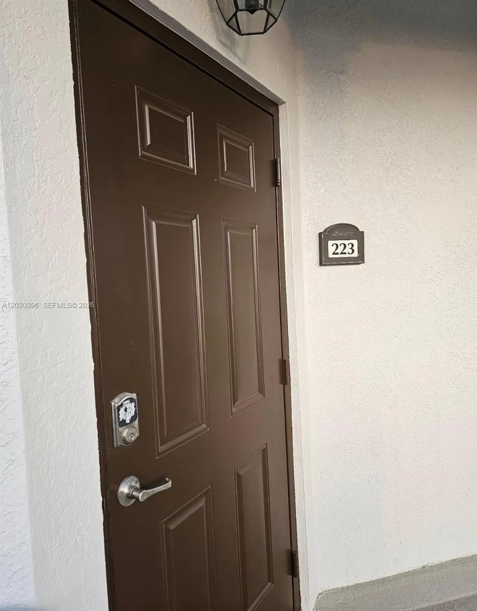 10620 NW 88th St # 223, Doral FL 33178