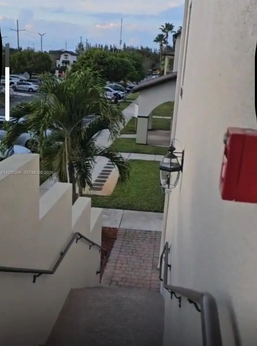 10620 NW 88th St # 223, Doral FL 33178