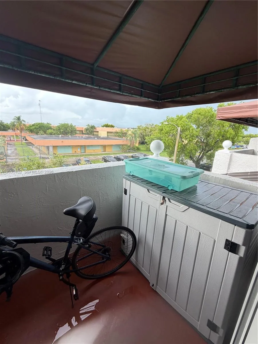 675 NW 85th Ct # 207, Miami FL 33126
