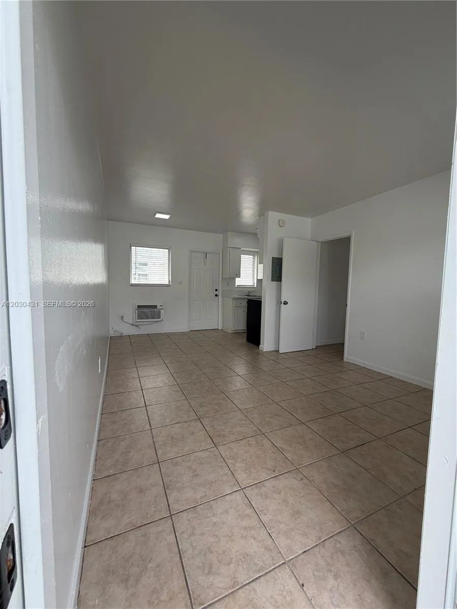 775 NE 128TH ST # 3, North Miami FL 33161