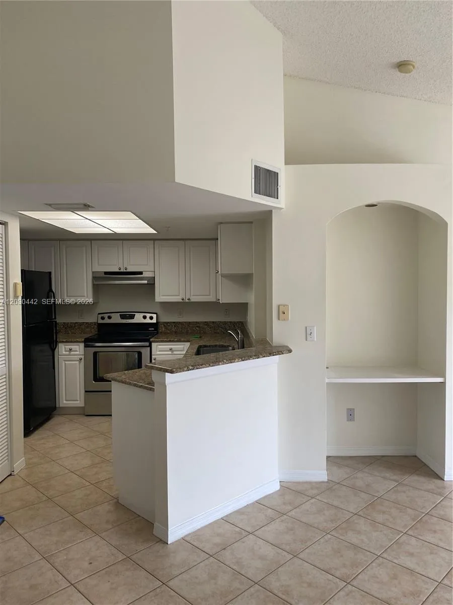 300 N Crestwood Ct N # 310, Royal Palm Beach FL 33411