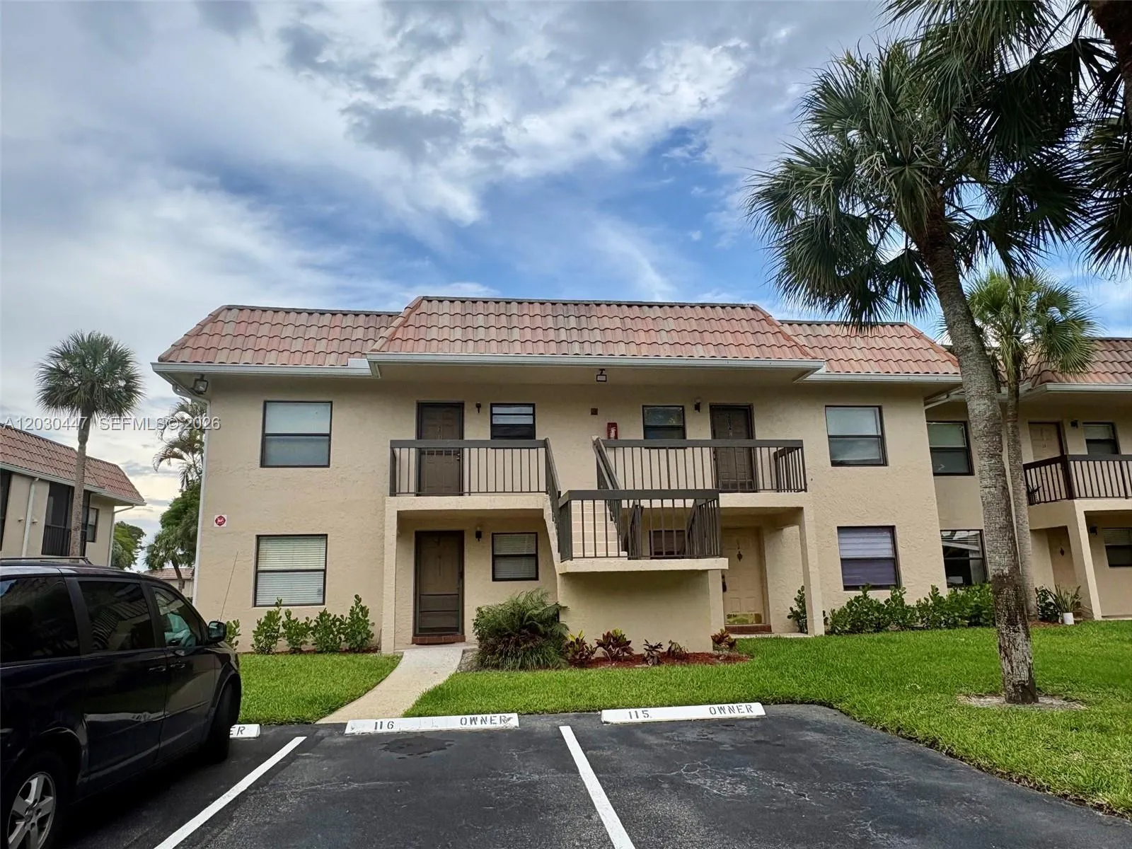 6832 S Palmetto Cir S # 201, Boca Raton FL 33433