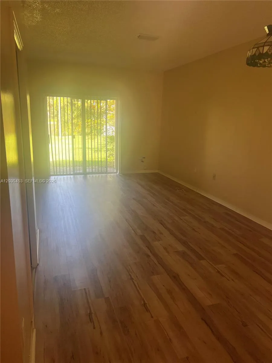 2322 SE 23rd Ave # 2322, Homestead FL 33035