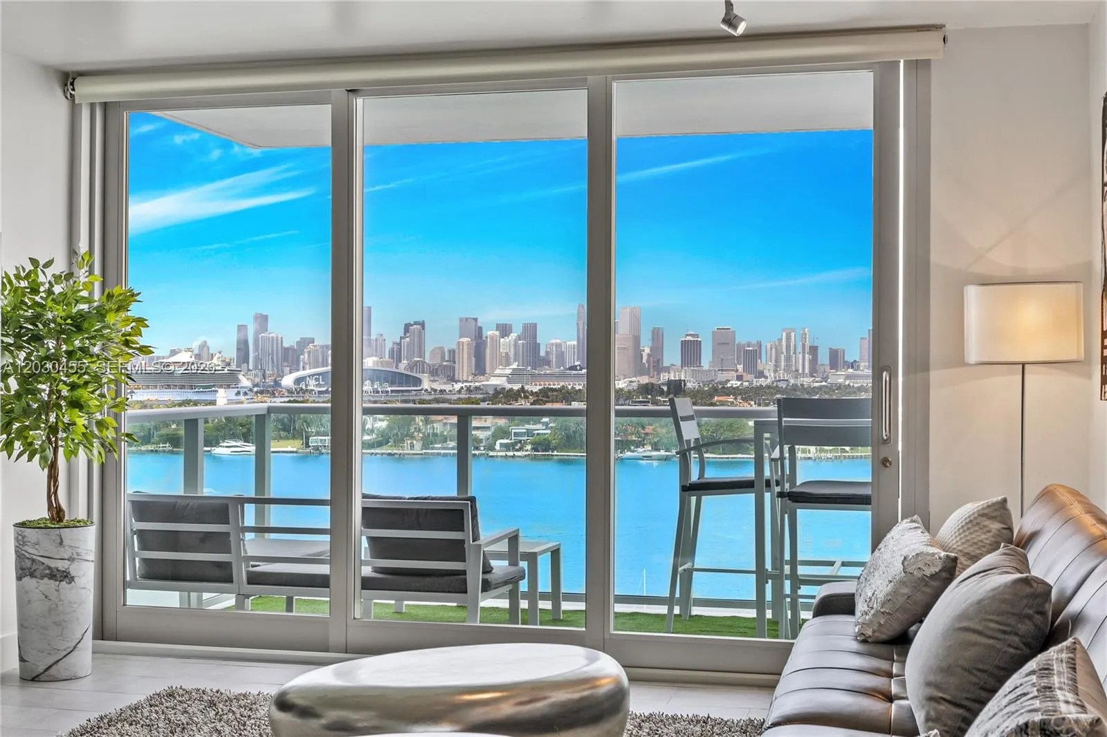 1000 West Ave # 1518, Miami Beach FL 33139