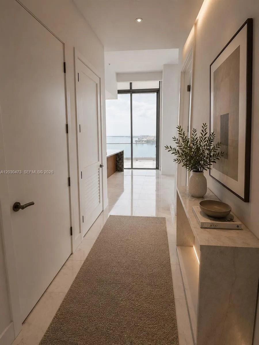 175 SE 25th rd # 1503, Miami FL 33129