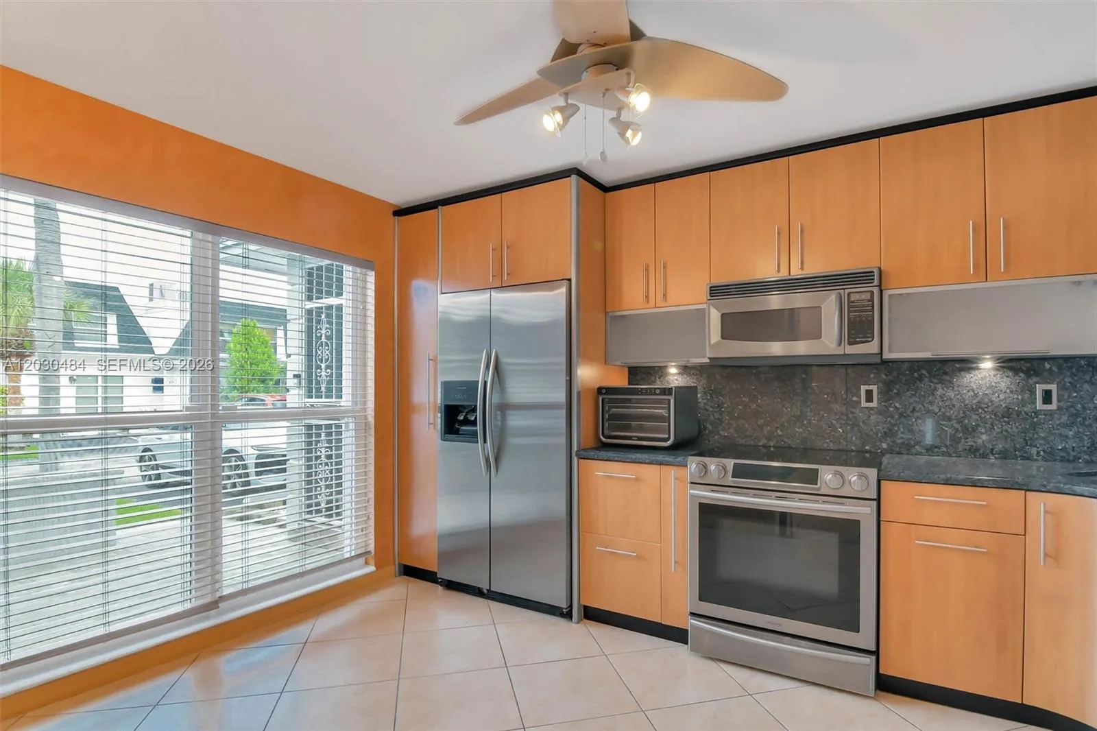 812 NE 26th Ave, Hallandale Beach FL 33009