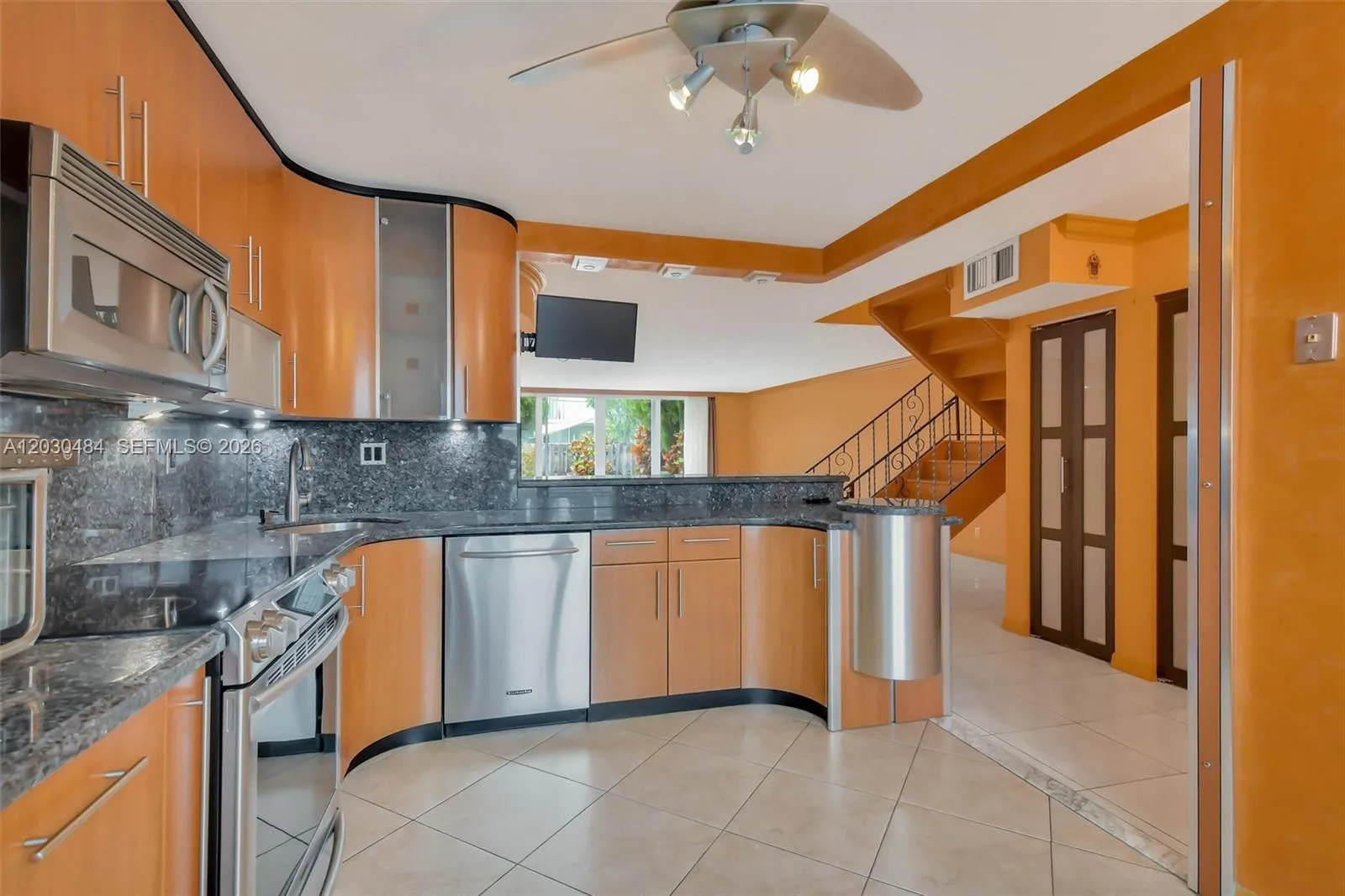 812 NE 26th Ave, Hallandale Beach FL 33009