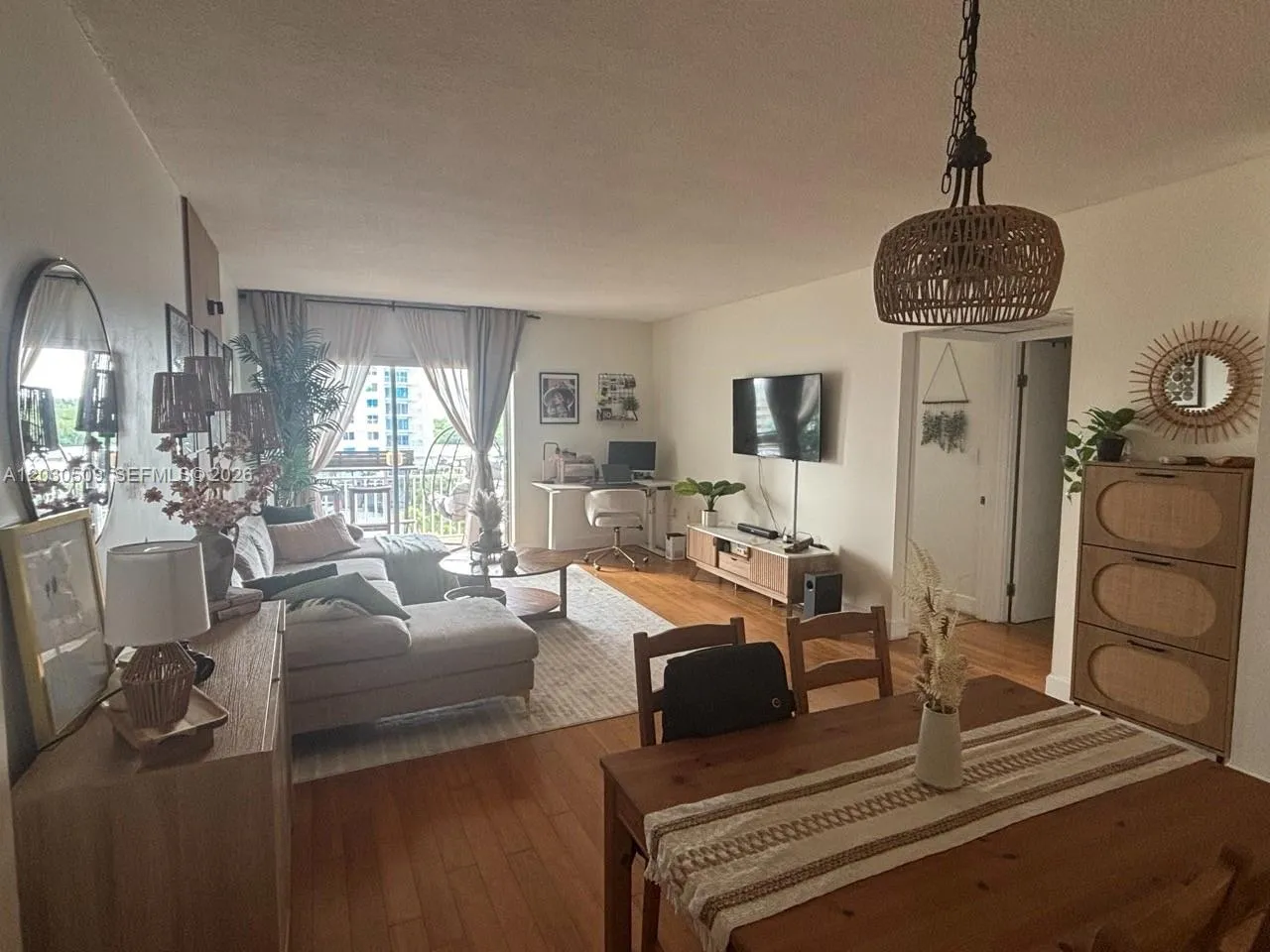 400 Kings Point Dr # 622, Sunny Isles Beach FL 33160