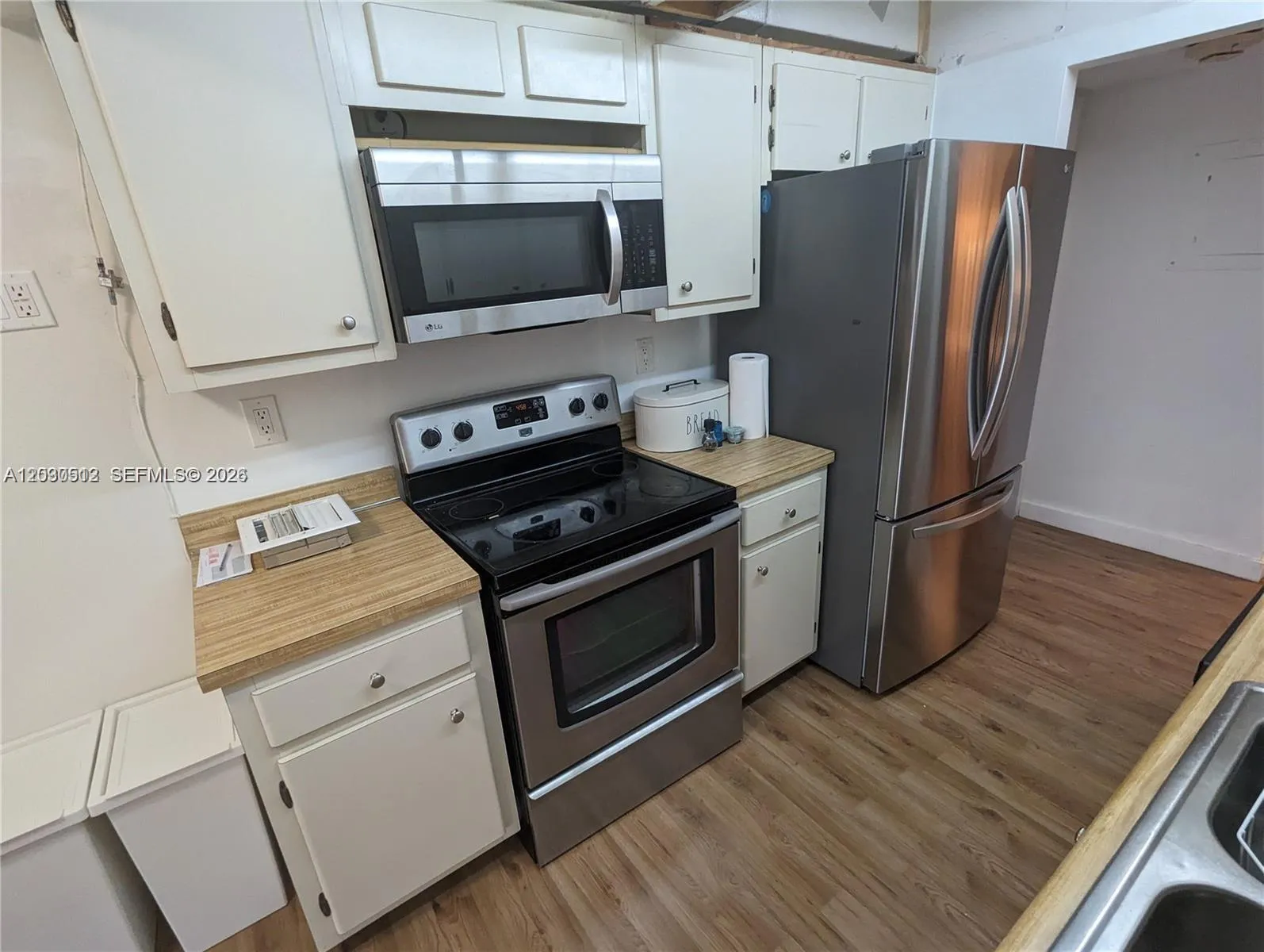 210 174th St # 418, Sunny Isles Beach FL 33160
