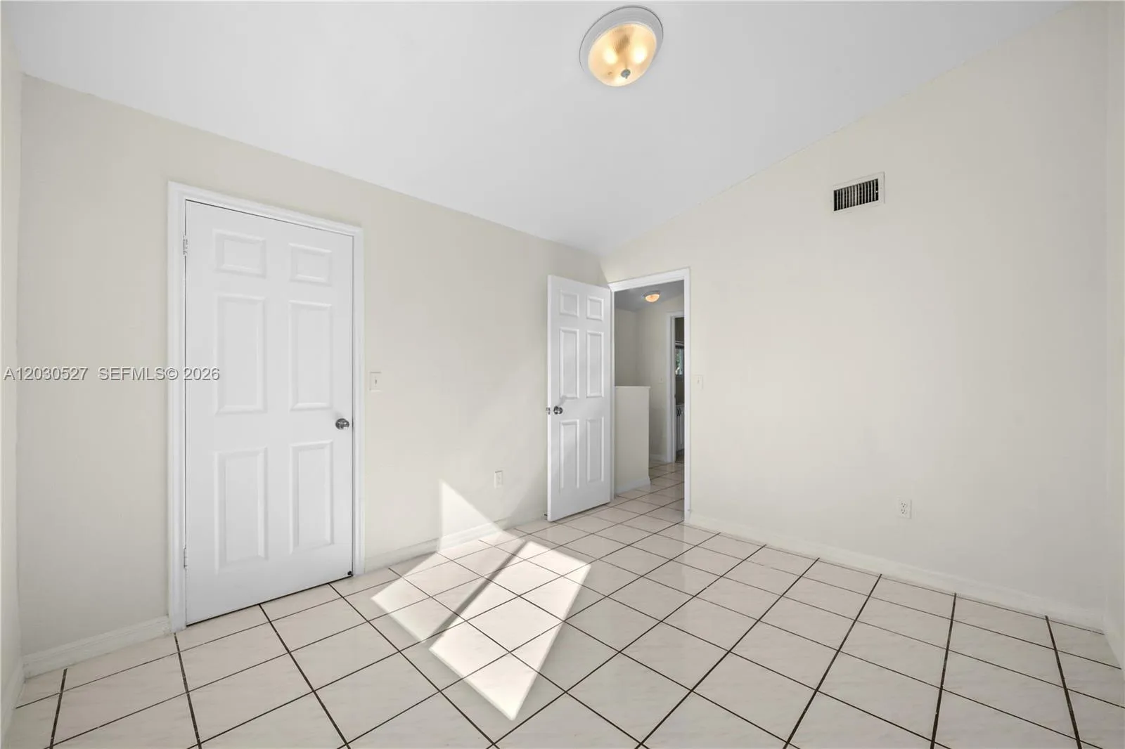 413 SE 22nd St # A, Fort Lauderdale FL 33316