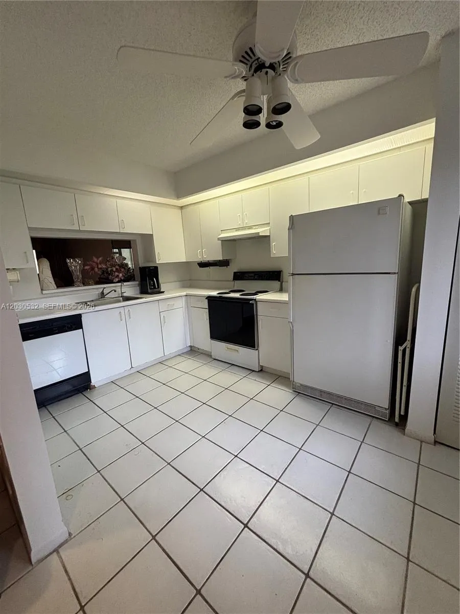 12755 SW 16th Ct # 106B, Pembroke Pines FL 33027