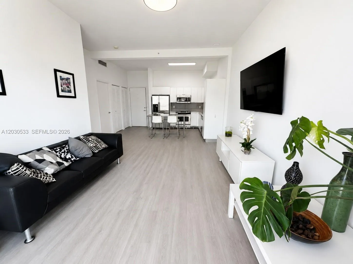 234 NE 3rd St # 905, Miami FL 33132