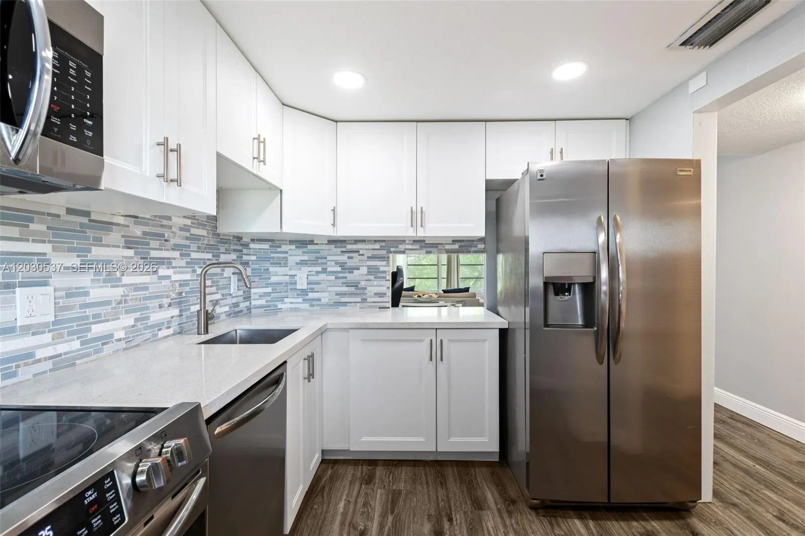 2800 N Palm Aire Dr # 405, Pompano Beach FL 33069