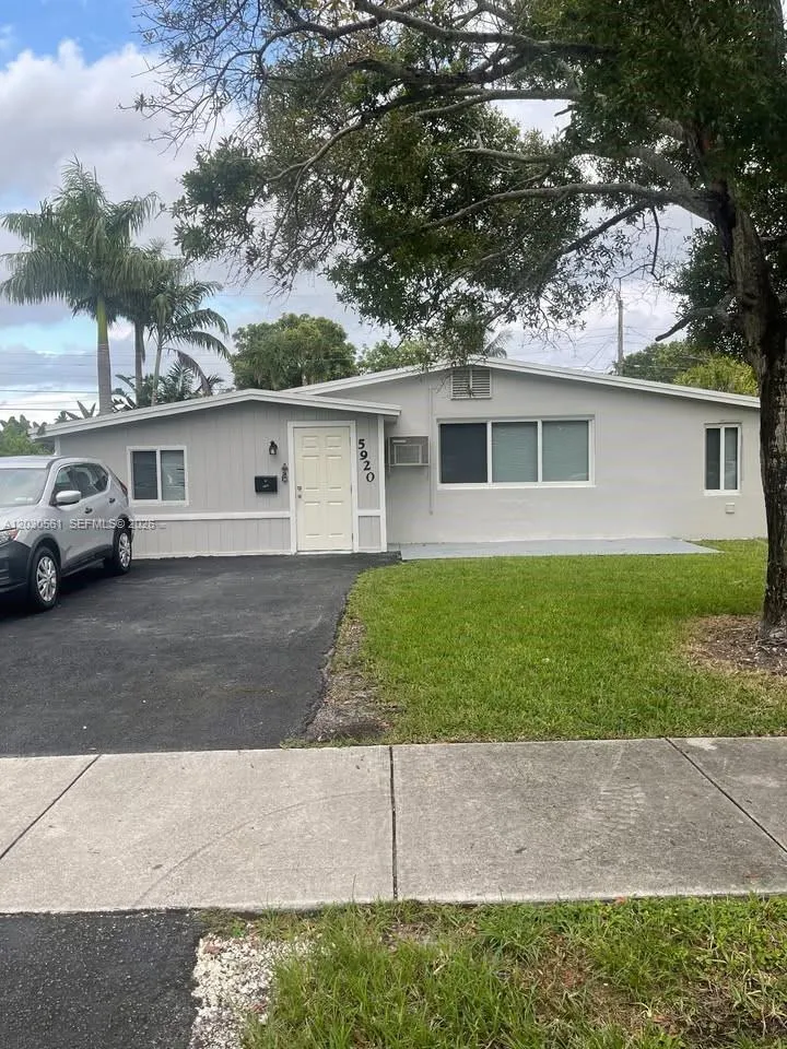 5920 NE 1st Ter, Oakland Park FL 33334
