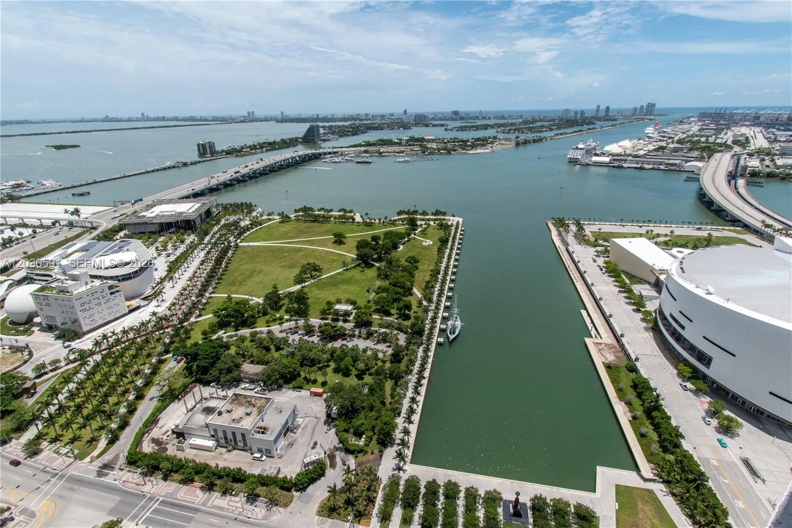 888 Biscayne Blvd # 4112, Miami FL 33132