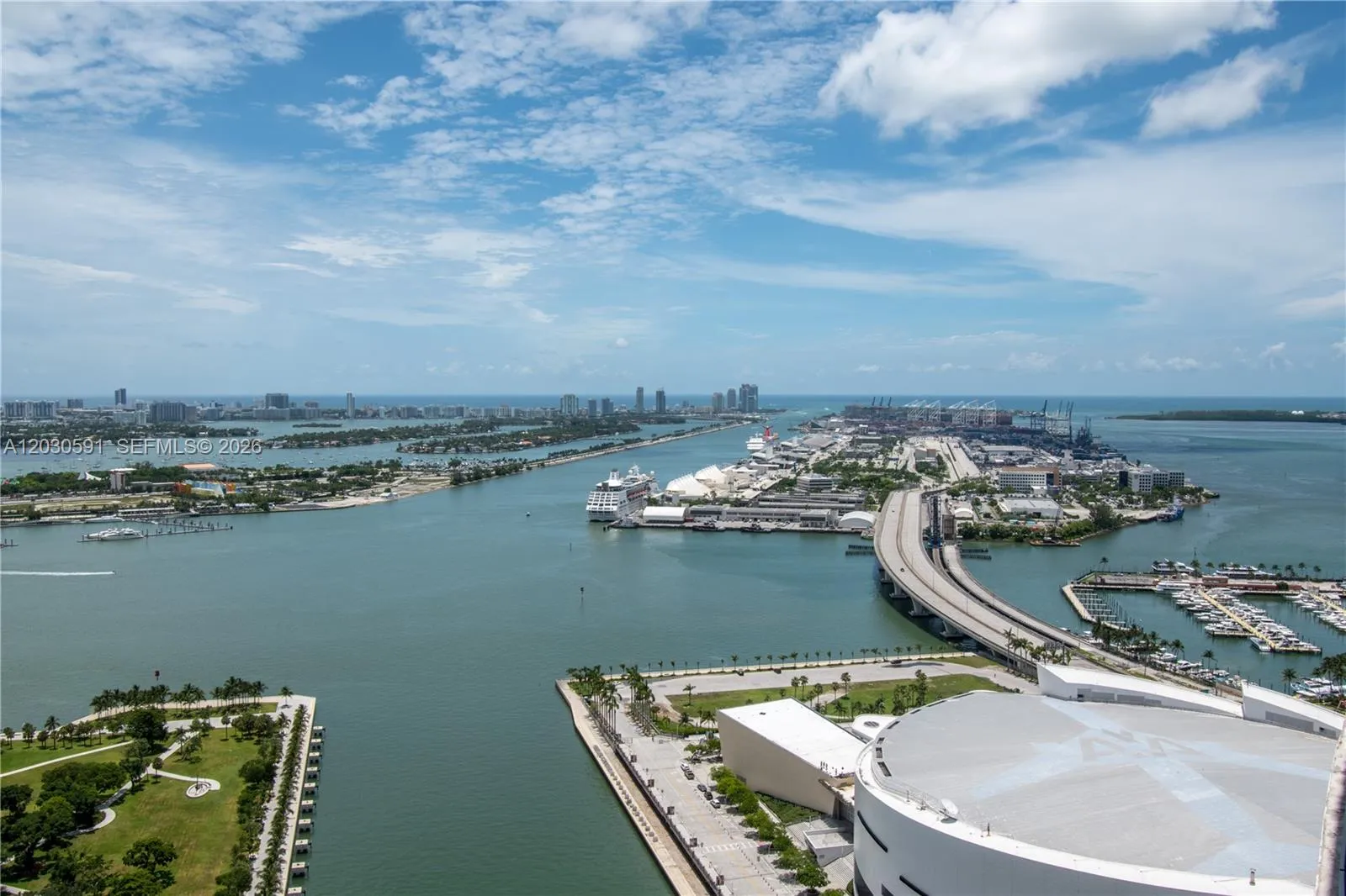 888 Biscayne Blvd # 4112, Miami FL 33132