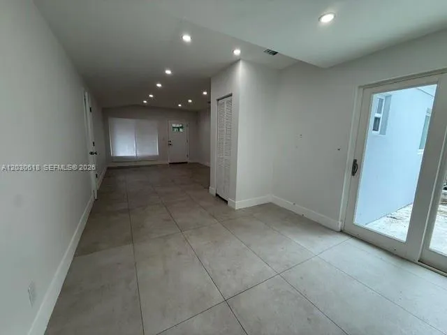 4028 SW 49th Ct, Dania Beach FL 33314