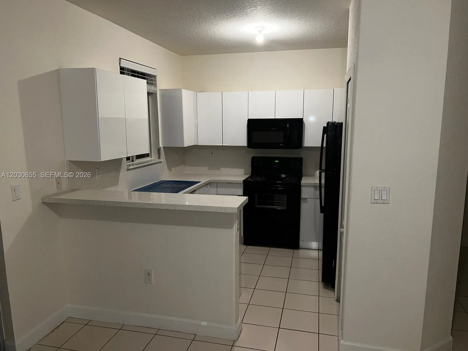 2330 SE 10th St # 2330, Homestead FL 33035