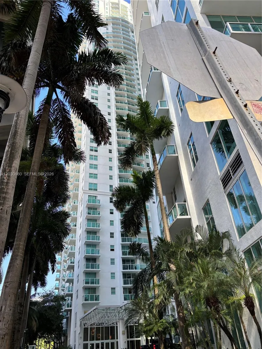 31 SE 5th St # 2103, Miami FL 33131