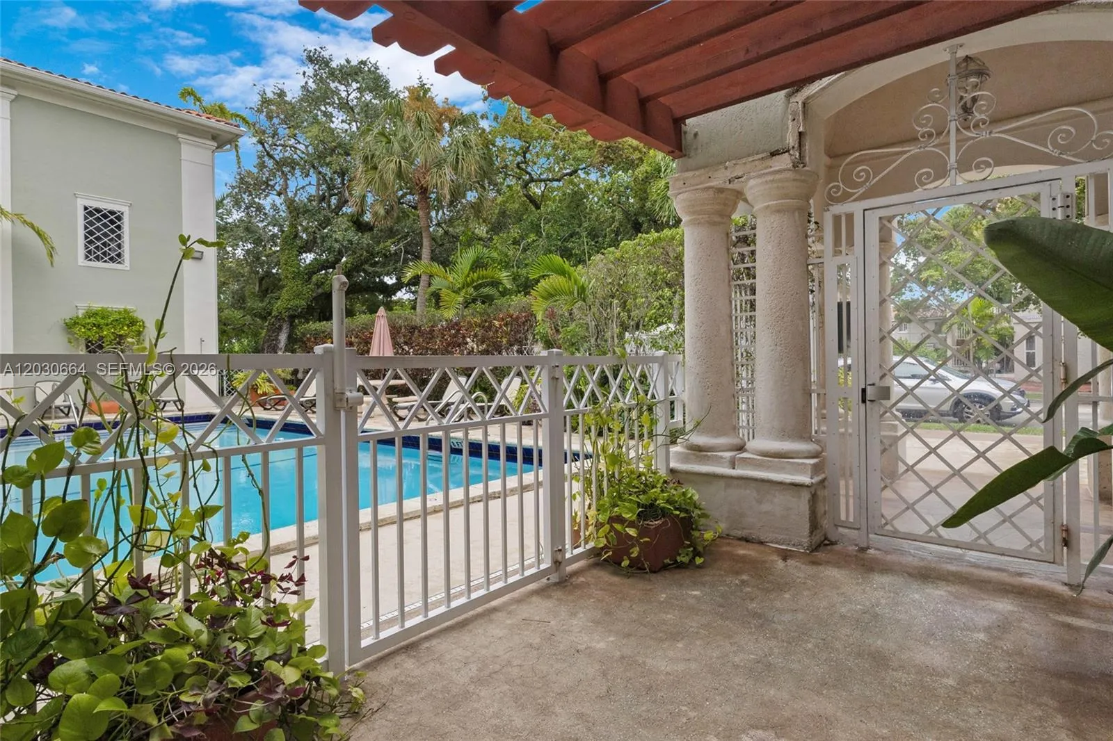 45 Antilla Ave # 2K, Coral Gables FL 33134