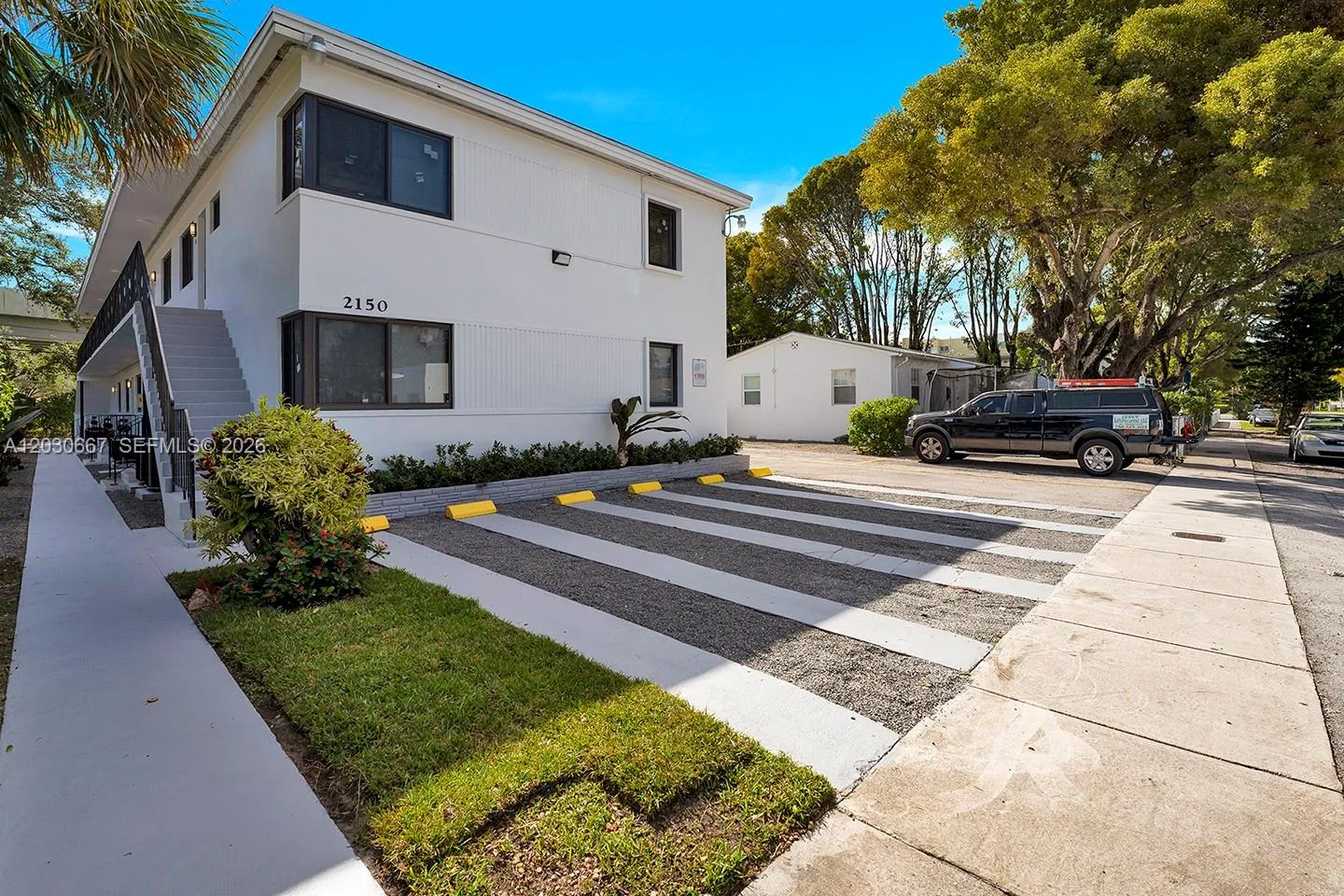2150 SW 26th St # 7, Miami FL 33133