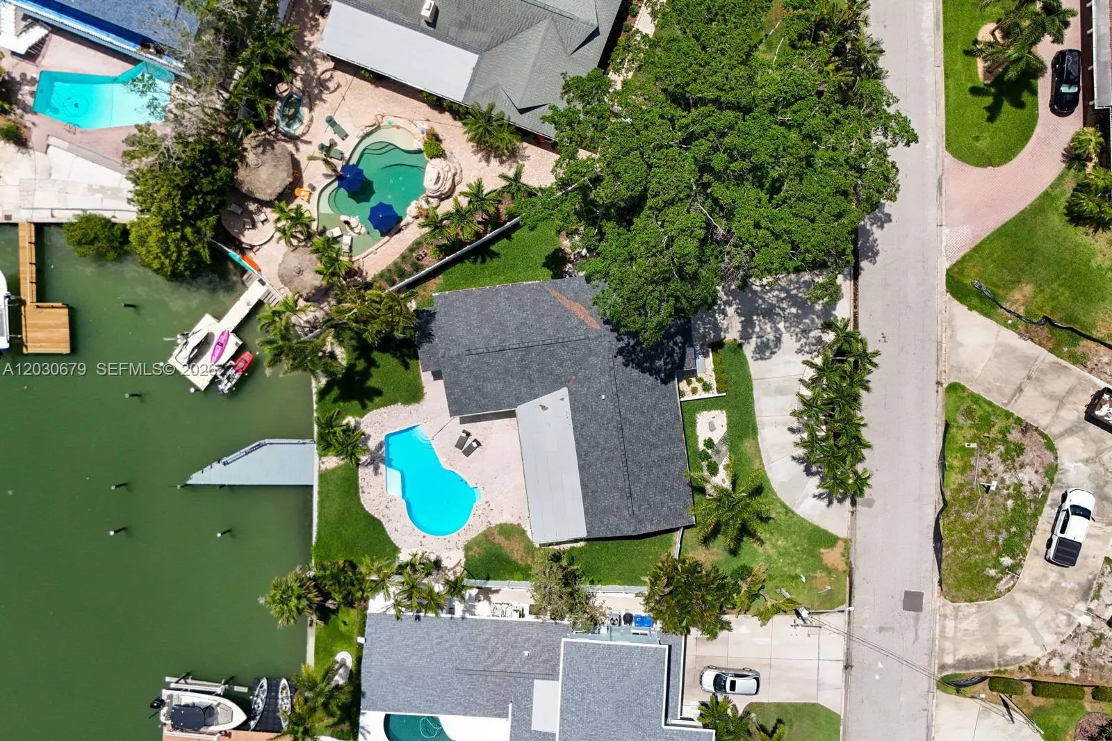 7905 9th AVE S, St Petersburg FL 33707