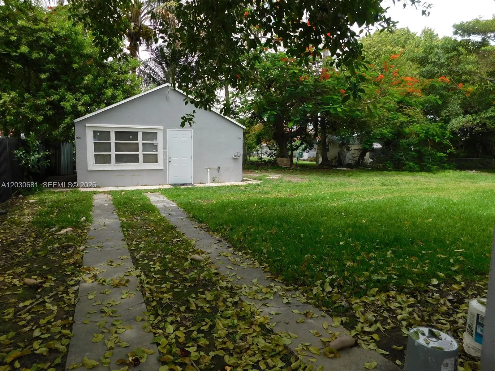 1605 NW 26th St # B, Miami FL 33142