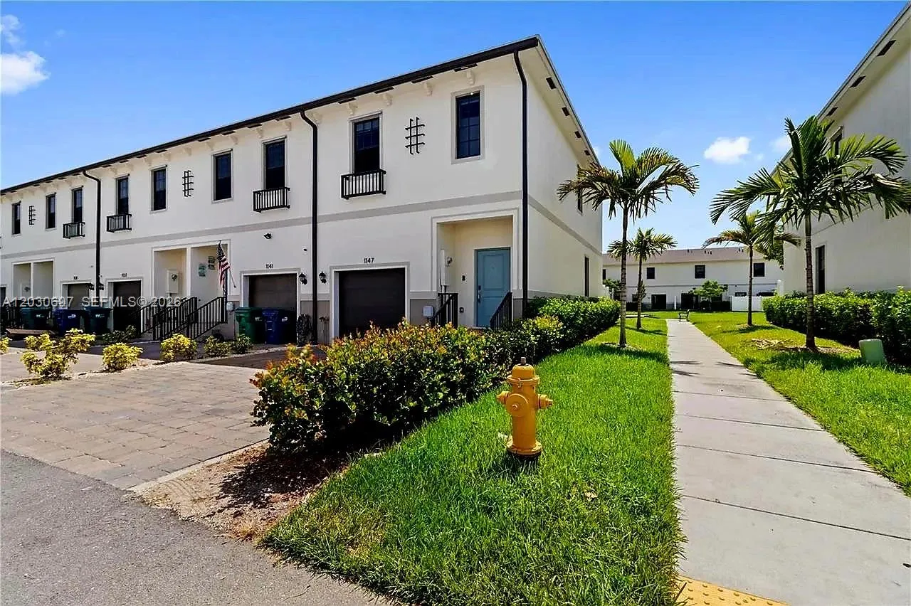 1147 SW 7th Ct, Florida City FL 33034