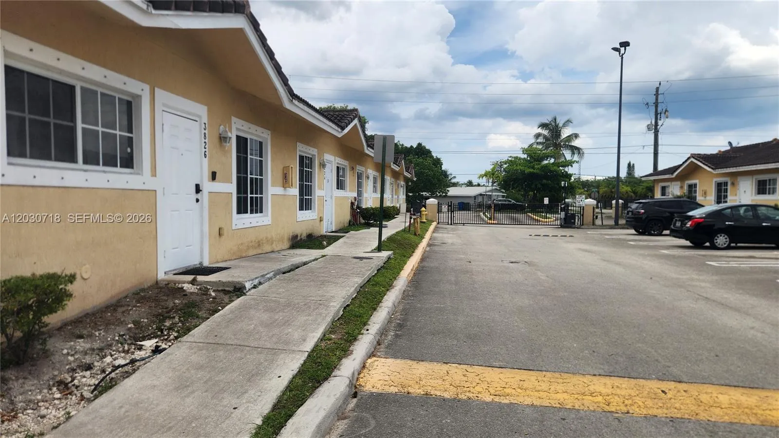 3826 SW 48th Ave # 3826, Hollywood FL 33023