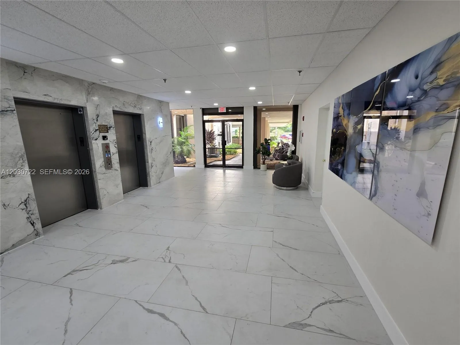 900 NE 195th St # 215, Miami FL 33179