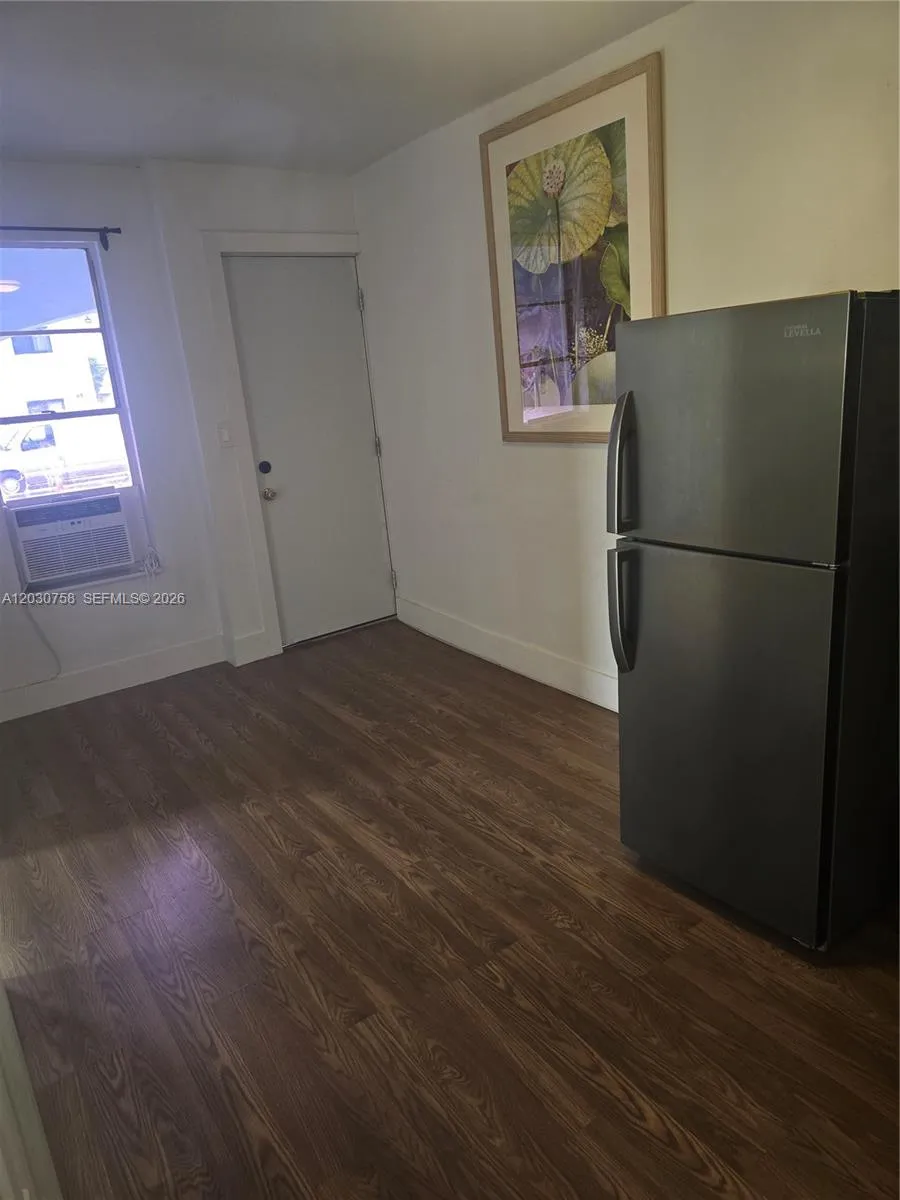66 W 13th St # 3, Hialeah FL 33010