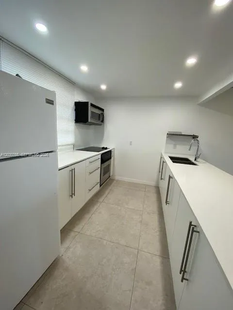 16410 Miami Dr # 706, North Miami Beach FL 33162