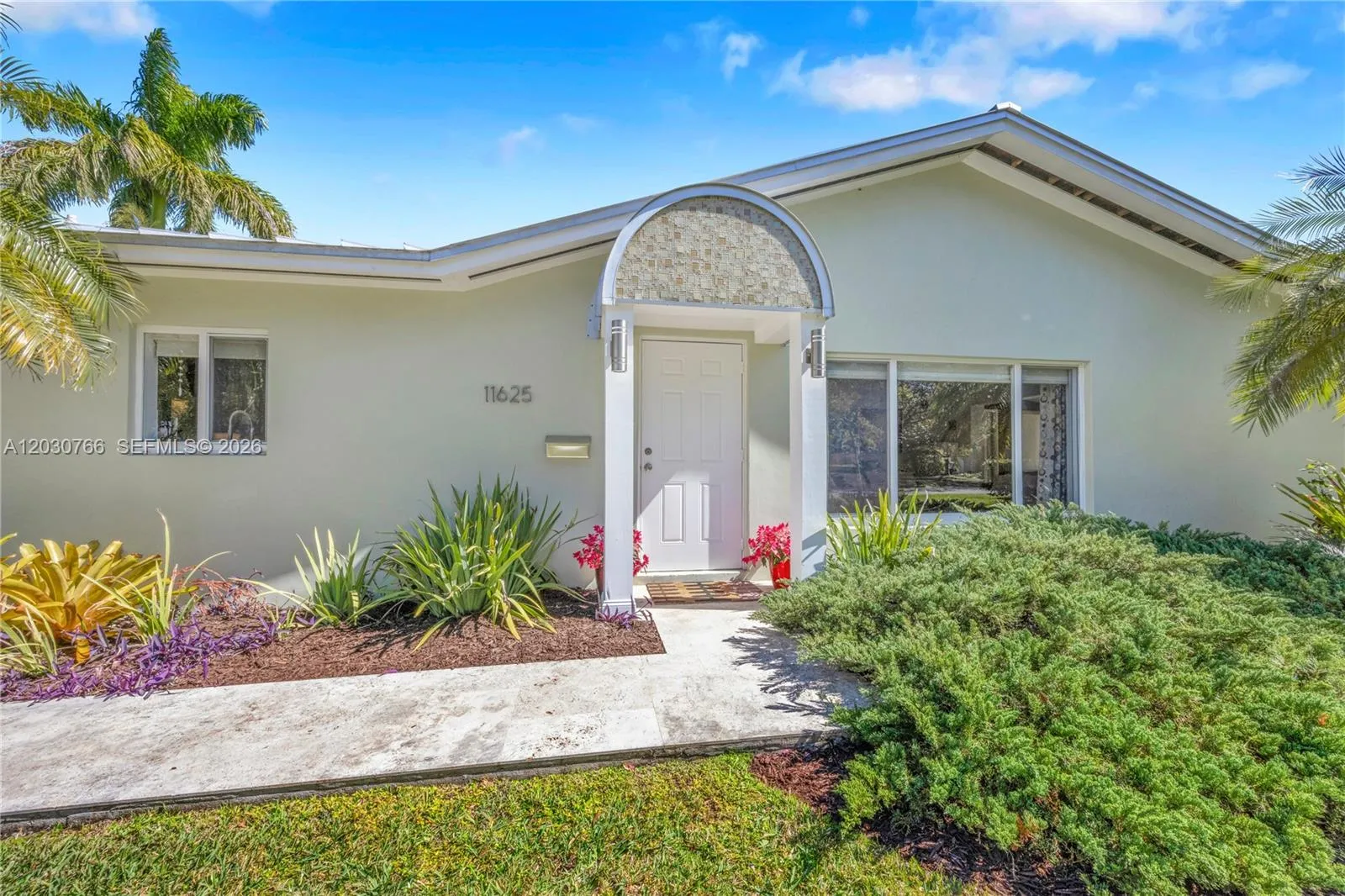 11625 SW 70th Ave, Pinecrest FL 33156