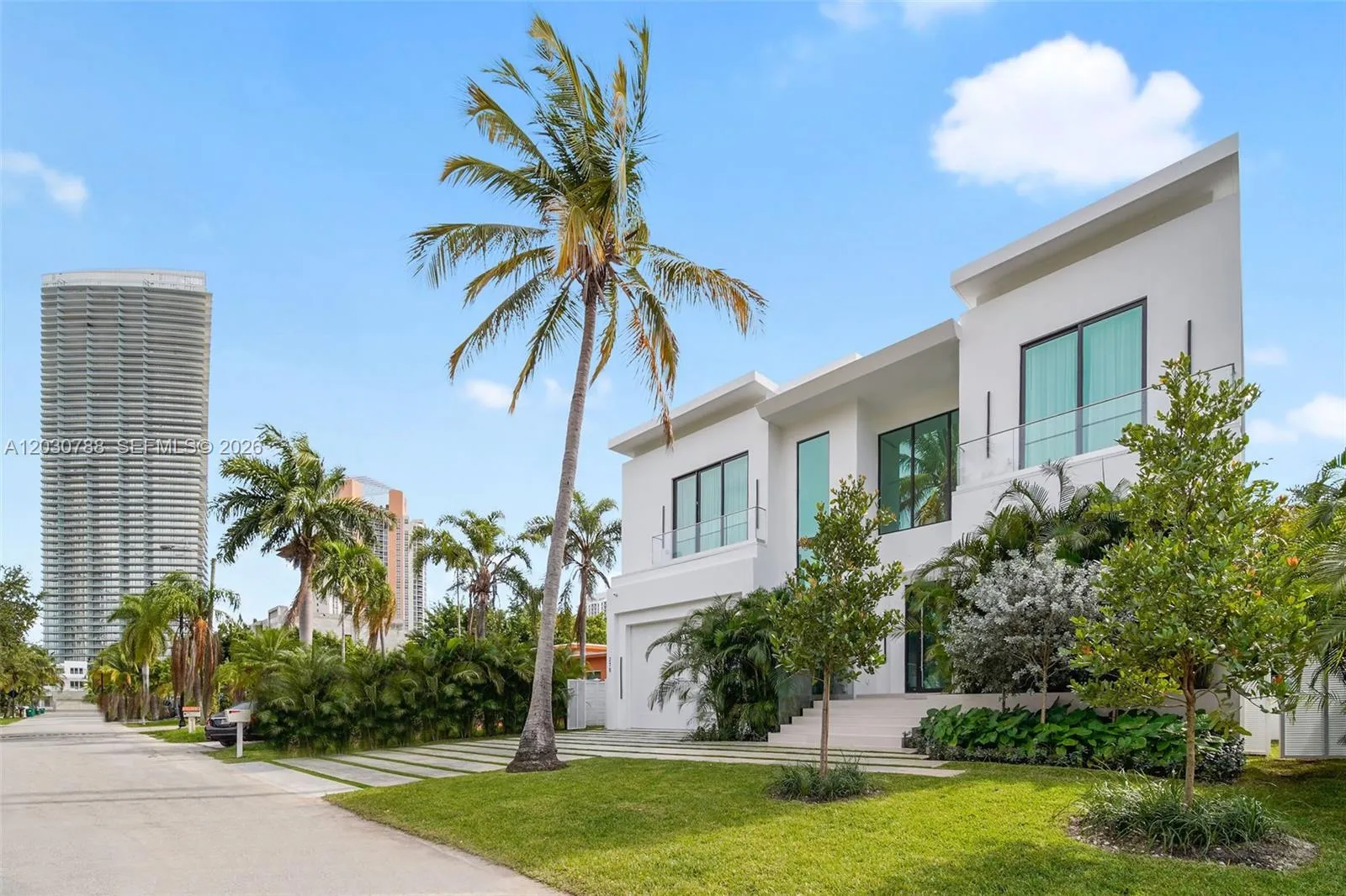 278 190th St, Sunny Isles Beach FL 33160