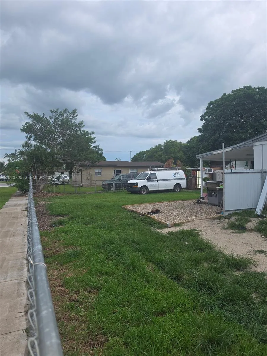 28501 SW 147th Ct, Homestead FL 33033