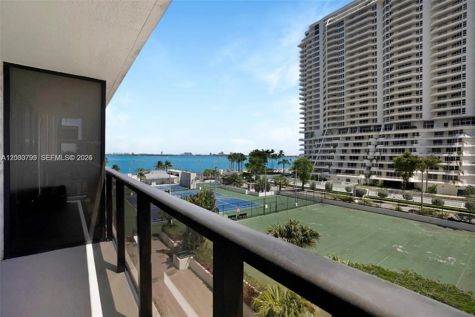 600 NE 36th St # 417, Miami FL 33137