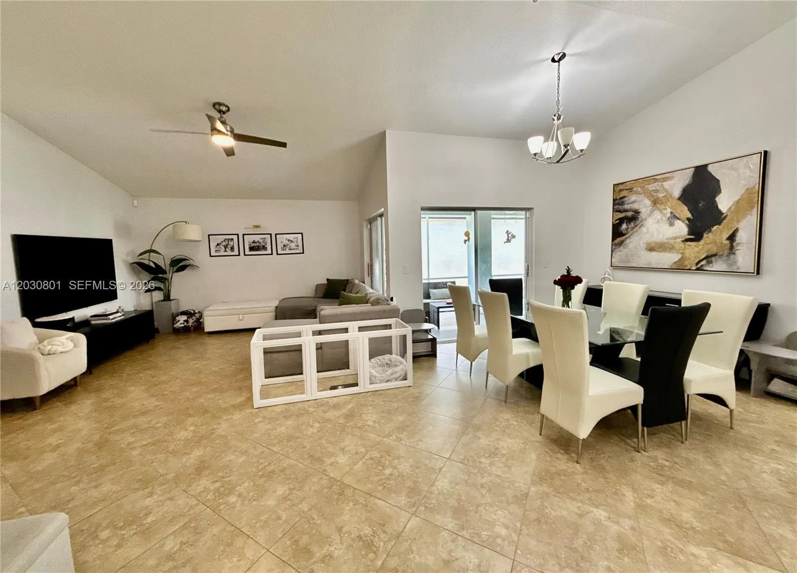 248 W Riverbend Dr, Sunrise FL 33326