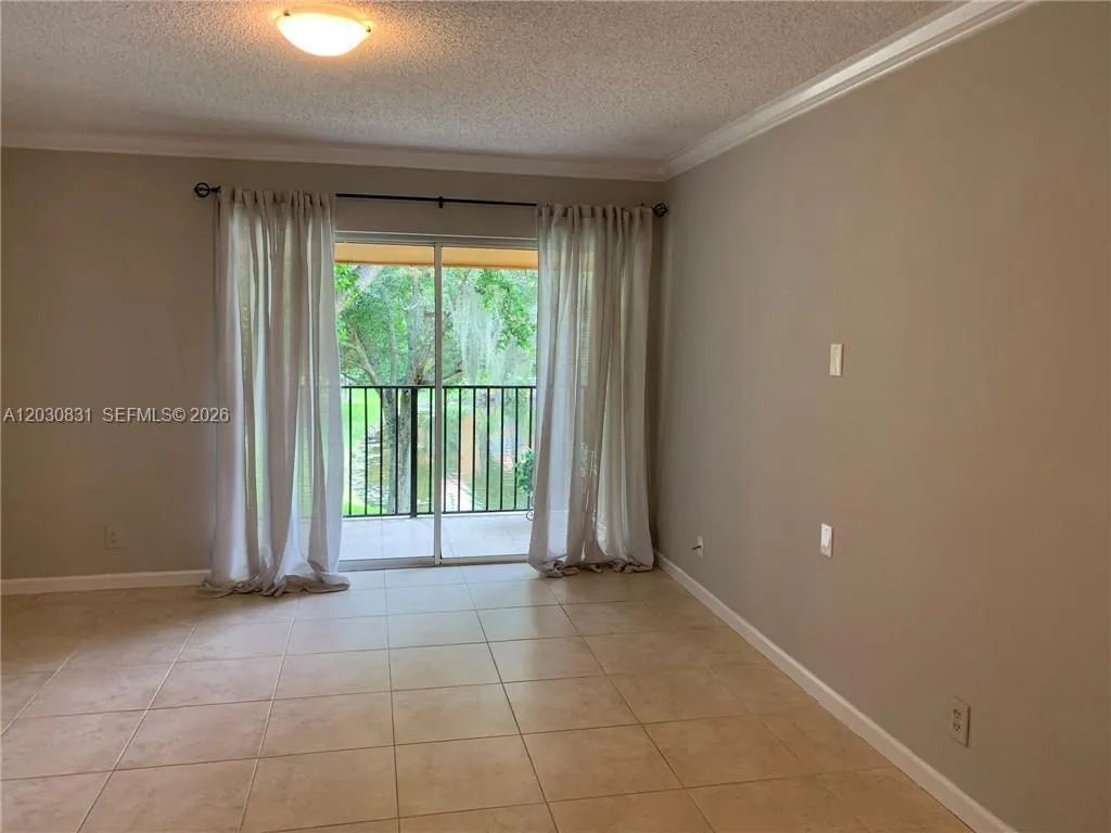10717 Cleary Blvd # 202, Plantation FL 33324