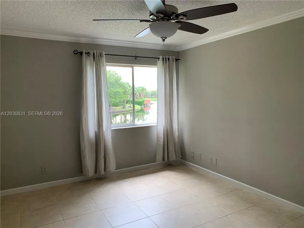 10717 Cleary Blvd # 202, Plantation FL 33324