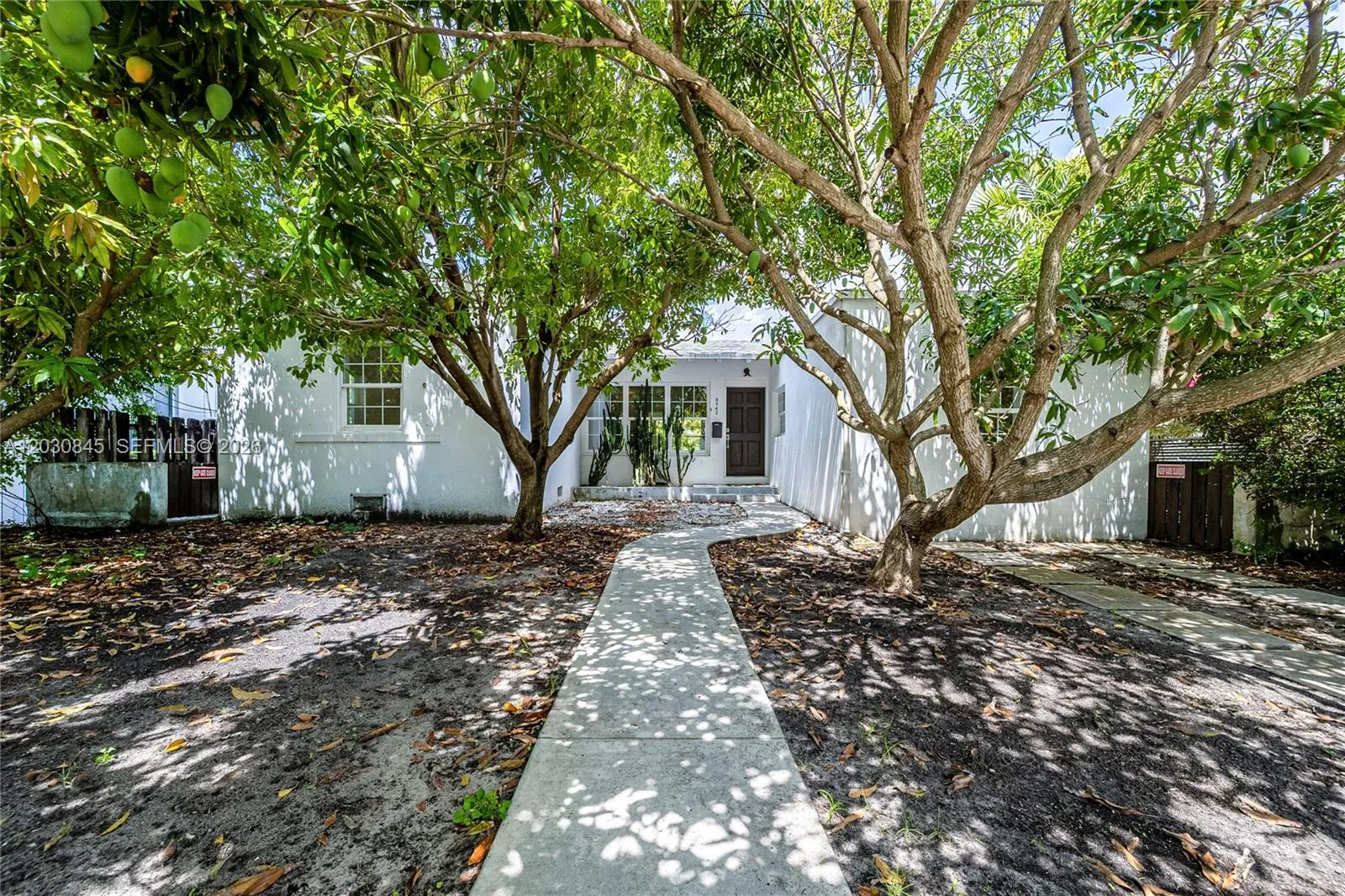 8942 Carlyle Ave, Surfside FL 33154