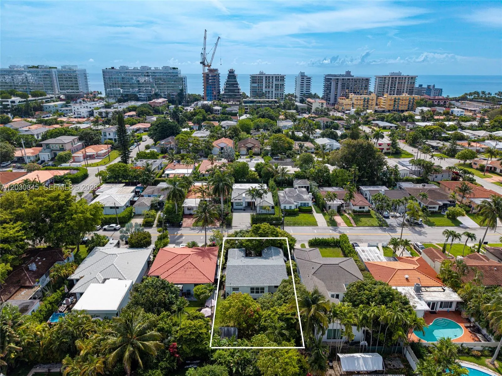 8942 Carlyle Ave, Surfside FL 33154