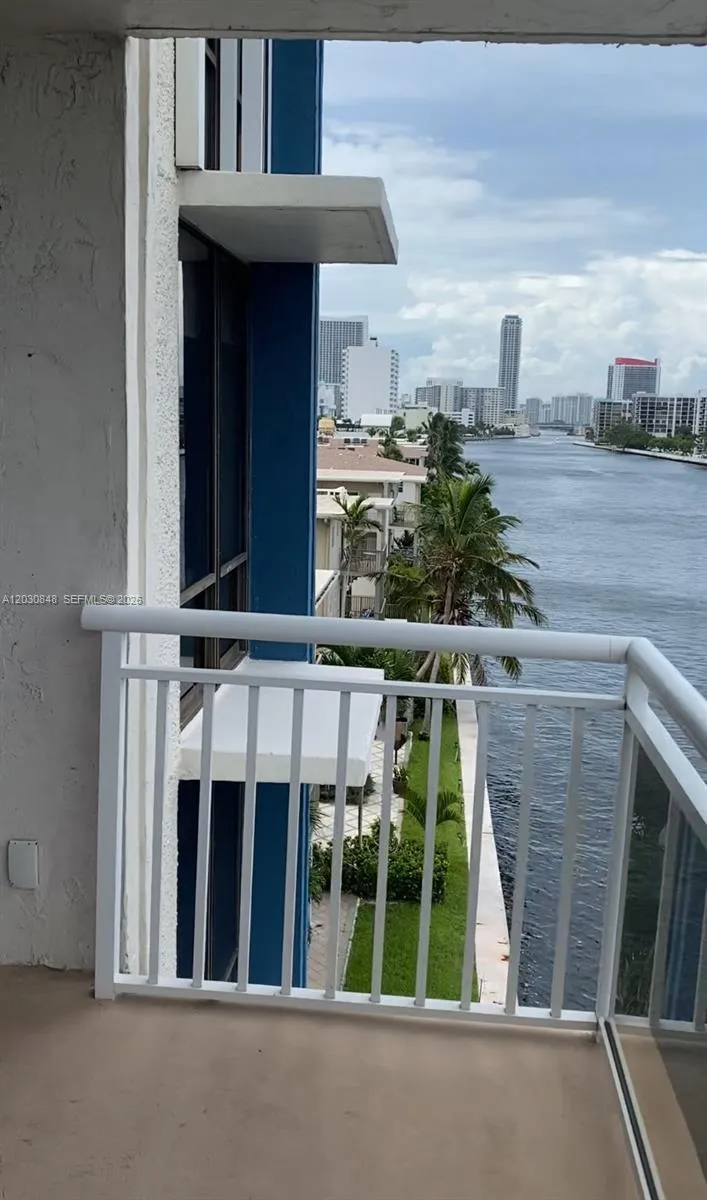 1600 S Ocean Dr # 5A, Hollywood FL 33019