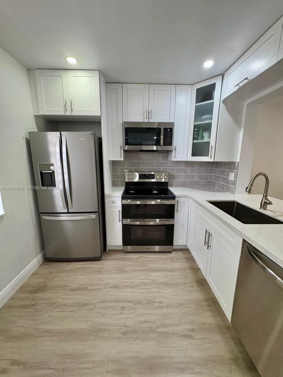 8750 Royal Palm Blvd # 3, Coral Springs FL 33065