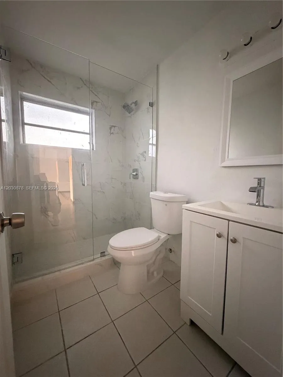 7250 SW 94th Pl # B8, Miami FL 33173